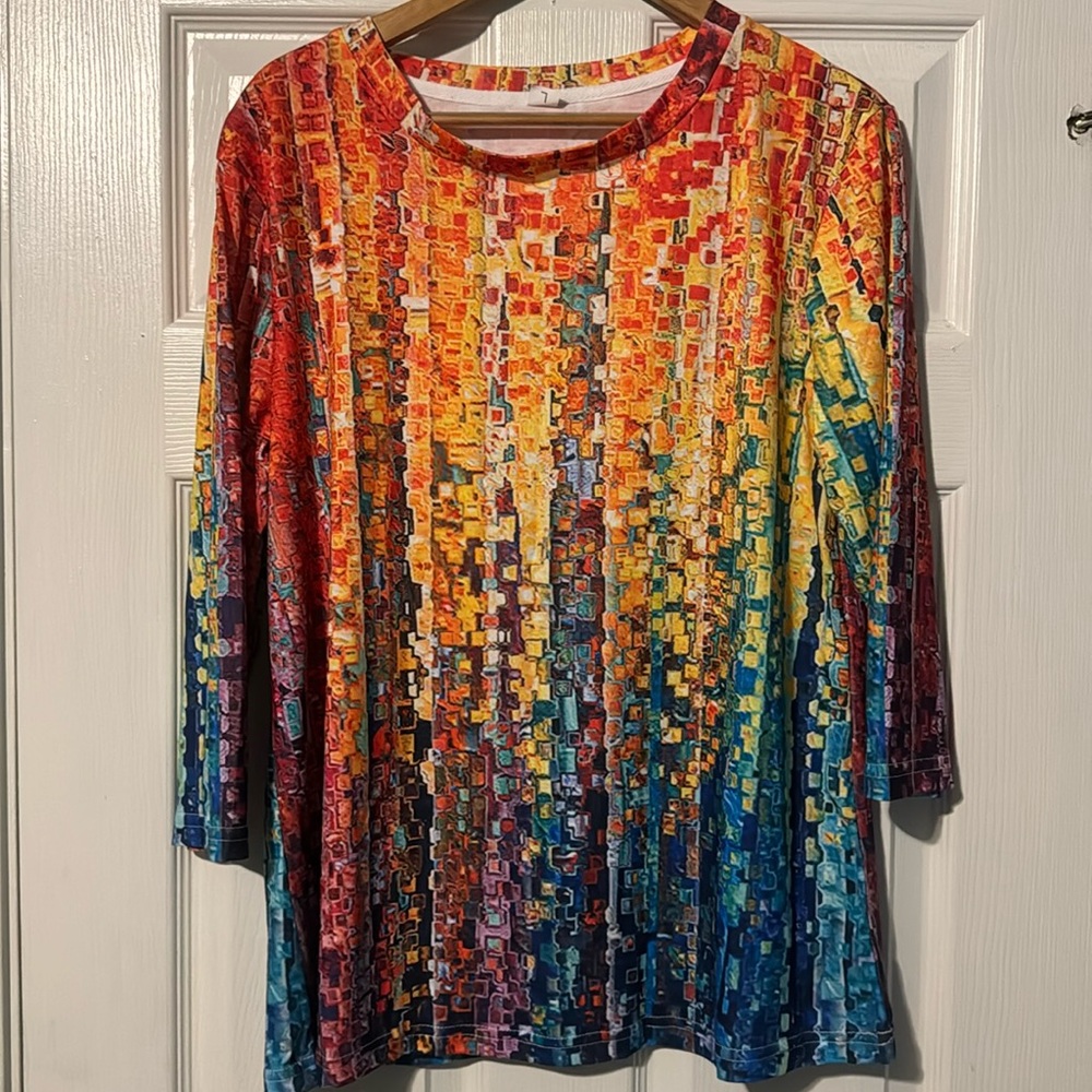 Item 80 NWOT Women Blouse Size Lg
